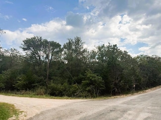 119 Waikiki Dr, Bastrop, TX 78602