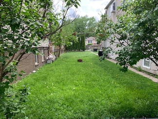 735 W 48th Place, Chicago, IL 60609