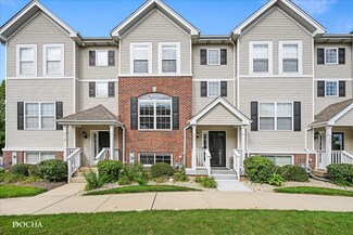 321 Lakeshore Dr, Oswego, IL 60543