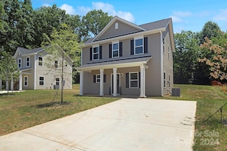 6316 Linda Vista Ln, Charlotte, NC 28216