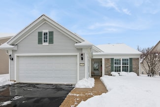 12490 Russet Ln, Huntley, IL 60142