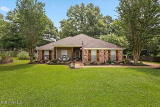 1205 Eagles Nest Dr, Byram, MS 39272