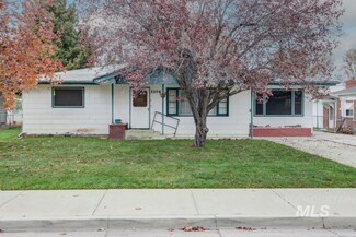 1104 E 2nd St, Emmett, ID 83617