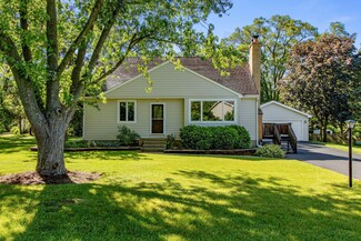 407 Judith Dr, Island Lake, IL 60042