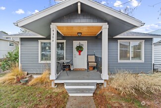 420 E Chelan Ave, Chelan, WA 98816