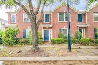 914 W Heights Hollow Ln, Houston, TX 77007