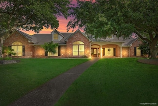 1021 Clover Ridge, Mc Gregor, TX 76657
