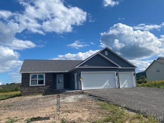 200 Marine View Dr Unit 200, Chittenango, NY 13037