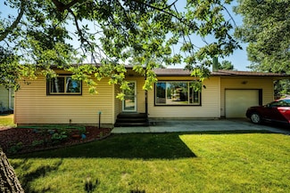 368 E Mountain View Dr, Sheridan, WY 82801
