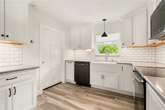 716 Azalea Ln, Vero Beach, FL 32963