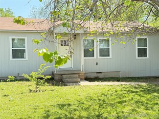 312 W 39th St, Sand Springs, OK 74063