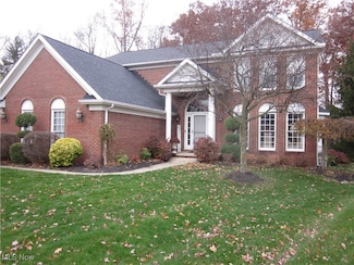 19876 Benwood Ct, Strongsville, OH 44149