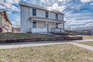 1009 Massachusetts Ave, Bristol, VA 24201