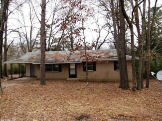 7629 Carrie Dr, Benton, AR 72019