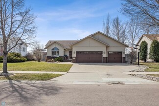 5103 Rose Creek Pkwy S, Fargo, ND 58104