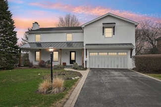 635 Ambleside Dr, Deerfield, IL 60015