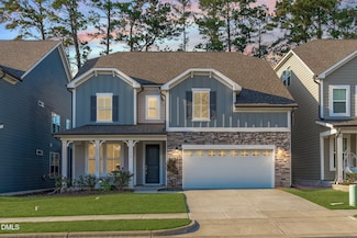 818 Haybeck Ln, Apex, NC 27523