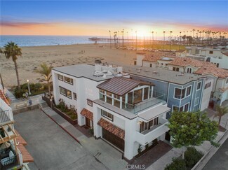 1025 E Balboa Blvd, Newport Beach, CA 92661