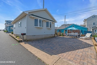 15 E Chadwick Way, Lavallette, NJ 08735