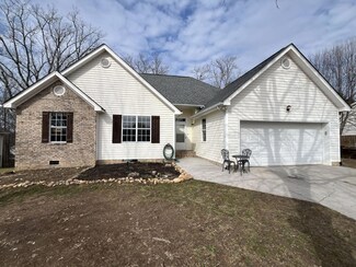 6557 Sawtooth Dr, Ooltewah, TN 37363