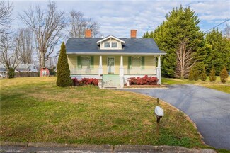 118 Hepler St, Kernersville, NC 27284