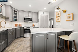 1388 Rockledge Ln Unit 4, Walnut Creek, CA 94595