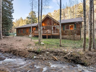 1035 Streamside Dr, Glen Haven, CO 80532
