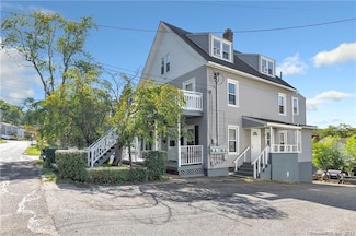 113 Kneen St, Shelton, CT 06484