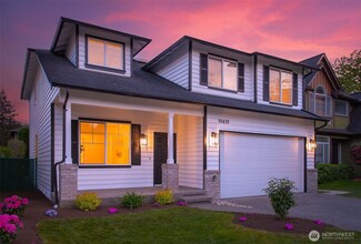 19419 77th Place NE, Kenmore, WA 98028