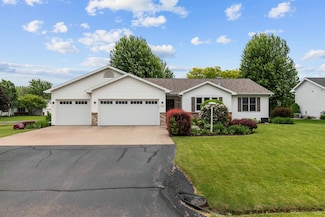 W6035 Paige Way, Appleton, WI 54915