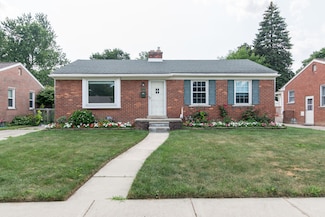11015 Fairfield St, Livonia, MI 48150