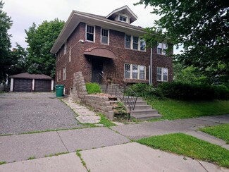 211 Stevens St W, Saint Paul, MN 55107