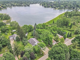 3277 Baldwin Rd, Metamora, MI 48455