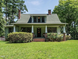 714 Spring Ln, Sanford, NC 27330