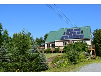 125 Porter Rd, Bath, NH 03740