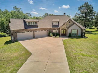 5665 Shore Dr, Hensley, AR 72065