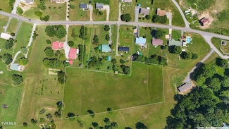 655 Old Snapps Ferry Rd, Chuckey, TN 37641