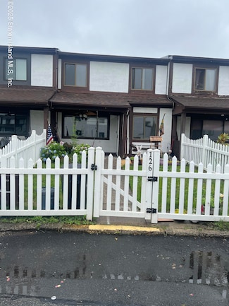 126 Parkview Loop Unit 86, Staten Island, NY 10314