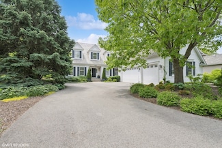 400 Saint Andrews Ln, Gurnee, IL 60031