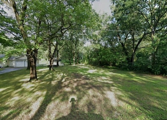 2926 Valk St, Norton Shores, MI 49444