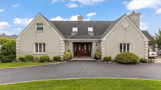 4520 Merrick Rd, Massapequa, NY 11758