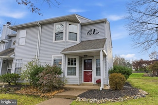 48 Old Mill Ln, Southampton, PA 18966