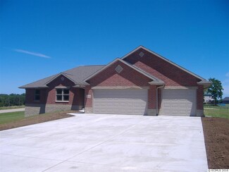20146 Kruse Ln, Sherrill, IA 52073