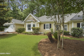 15 Indigo Run Dr Unit 8, Hilton Head Island, SC 29926