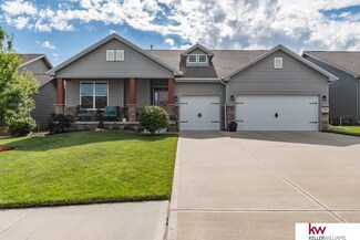 8206 Kilpatrick Pkwy, Bennington, NE 68007