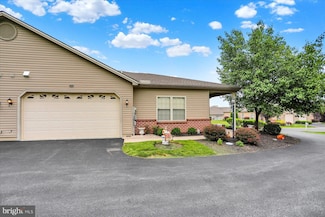 119 Leonard Ln Unit UT19, Harrisburg, PA 17111