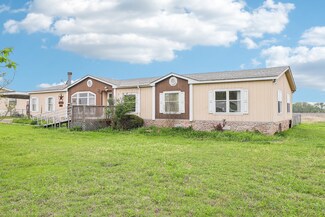 100 Robin Ridge Dr, Waxahachie, TX 75165