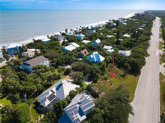 1891 E Cayman Rd, Vero Beach, FL 32963