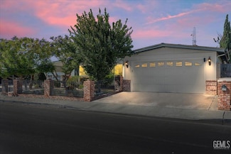 5222 Deercreek Ln, Bakersfield, CA 93313