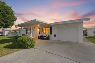 816 SW 18th Ct, Boynton Beach, FL 33426